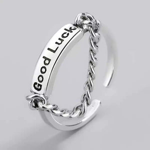 Anillo good luck