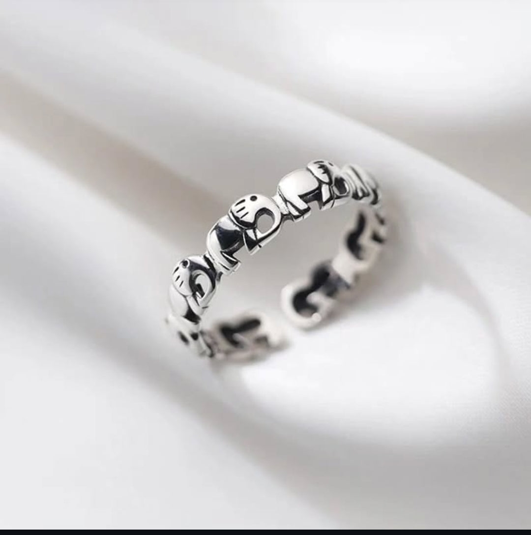 Anillo Línea de elefantes