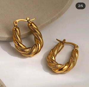 Aretes Sue