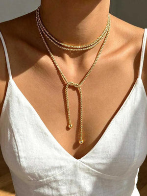 Collar corbatín